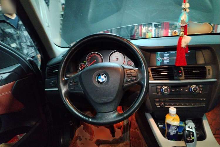 Used BMW X3 2012 xDrive28i Leading Model Steering Wheel