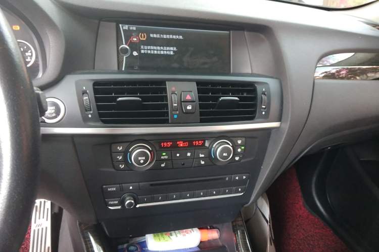 Used BMW X3 2012 xDrive28i Luxury Model Audio And AC Panel