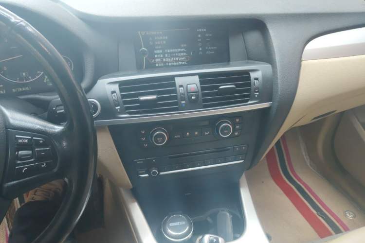 Used BMW X3 2012 xDrive28i Luxury Model Audio And AC Panel
