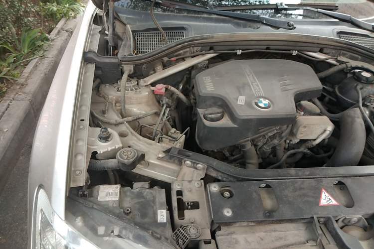 Used BMW X3 2012 xDrive28i Luxury Model Engine Bay Right
