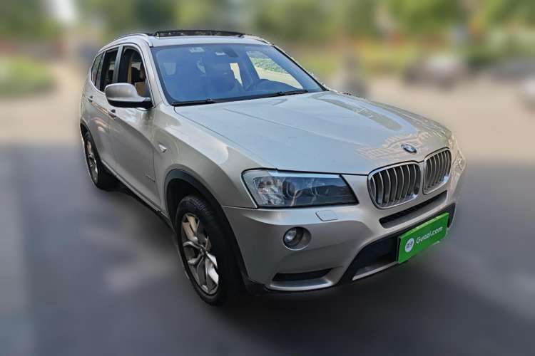 Used BMW X3 2012 xDrive28i Luxury Model Front Right 45 Deg