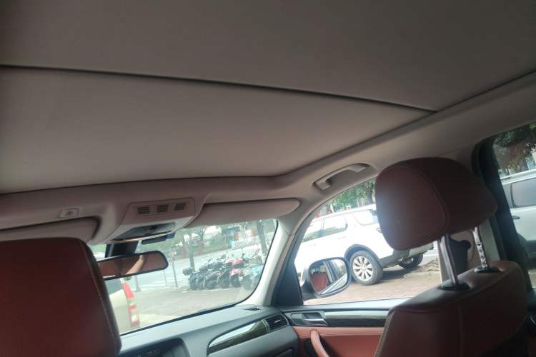 Used BMW X3 2012 xDrive20i Luxury Model Headliner