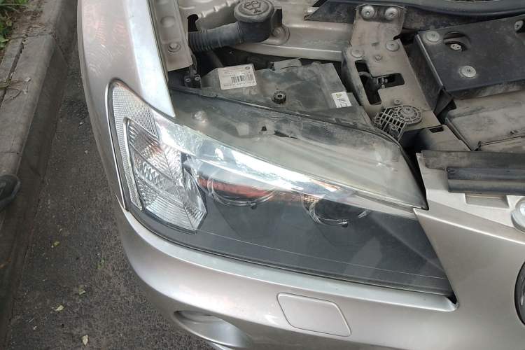 Used BMW X3 2012 xDrive28i Luxury Model Right Front Headlight