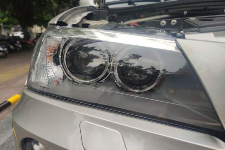 Used BMW X3 2012 xDrive20i Luxury Model Right Front Headlight