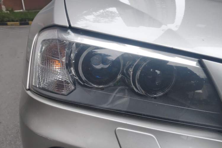 Used BMW X3 2012 xDrive28i Luxury Model Right Front Headlight