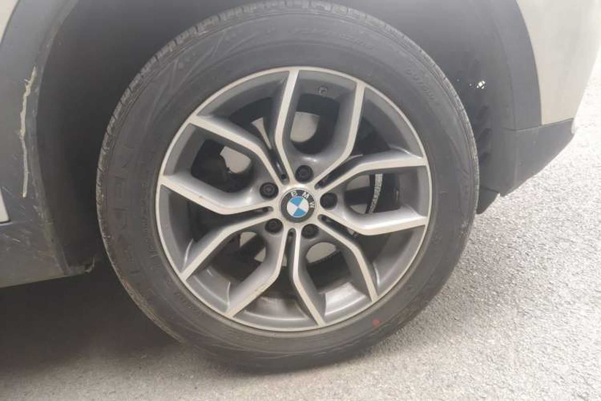 Used BMW X3 2012 xDrive28i Luxury Model Right Front Wheel Hub