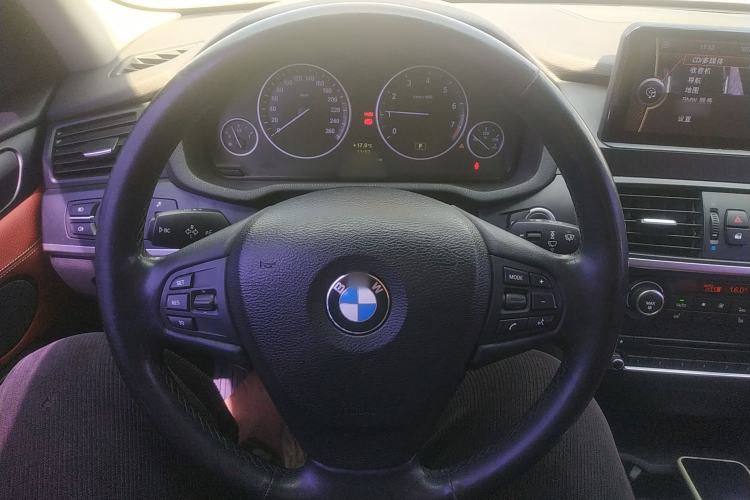 Used BMW X3 2012 xDrive20i Luxury Model Steering Wheel