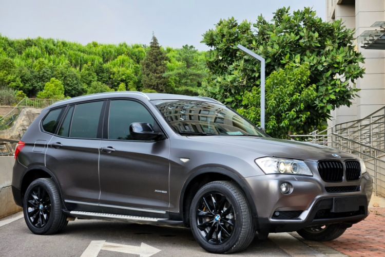 Used BMW X3 2012 xDrive20i Luxury Model Exterior 1