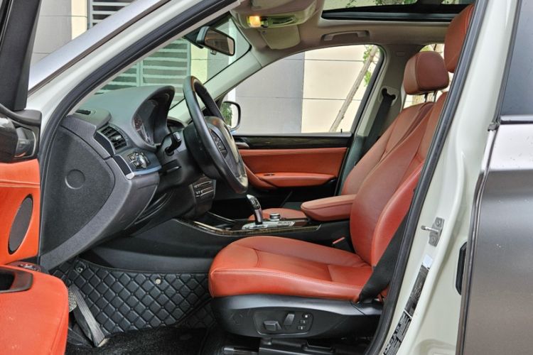 Used BMW X3 2012 xDrive20i Luxury Model Left Front Seat