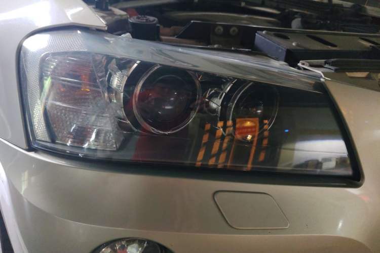 Used BMW X3 2012 xDrive28i Leading Model Right Front Headlight