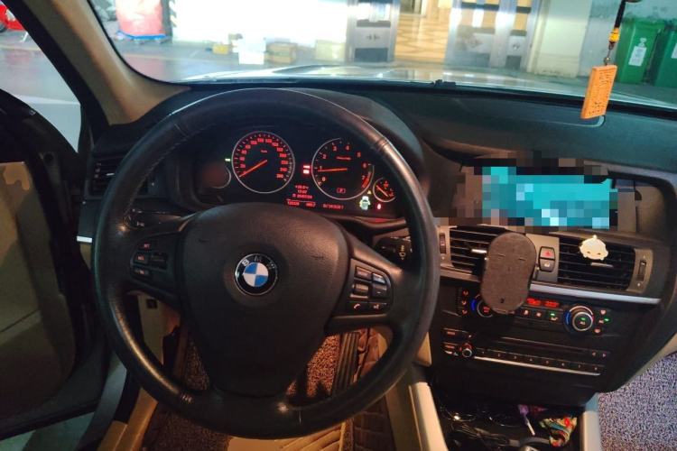 Used BMW X3 2012 xDrive28i Leading Model Steering Wheel