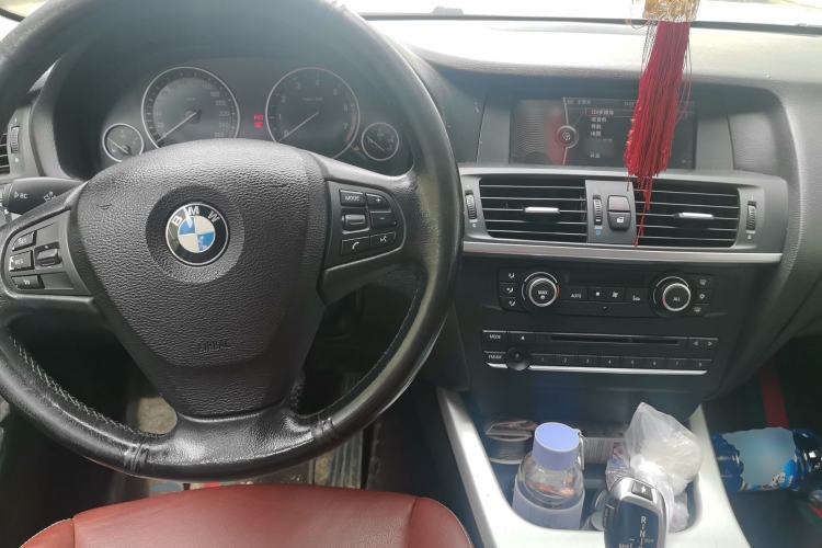 Used BMW X3 2012 xDrive28i Leading Model Center Console