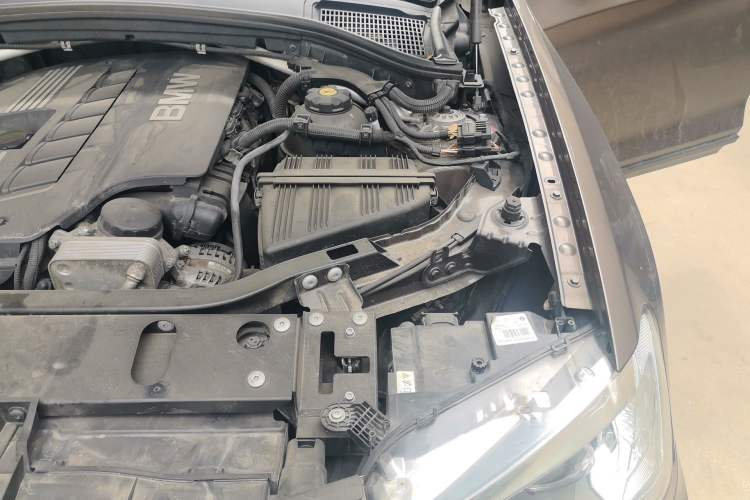 Used BMW X3 2012 xDrive28i Leading Model Engine Bay Left