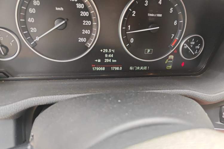Used BMW X3 2012 xDrive20i Luxury Model Odometer Close Up
