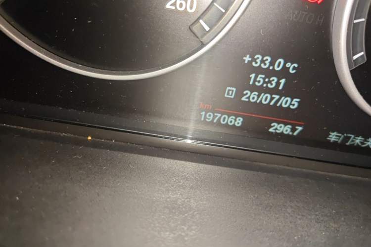 Used BMW X3 2012 xDrive28i Luxury Model Odometer Close Up