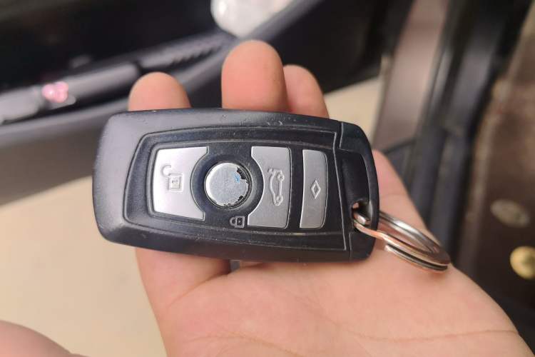 Used BMW X3 2012 xDrive28i Leading Model Vehicle Key