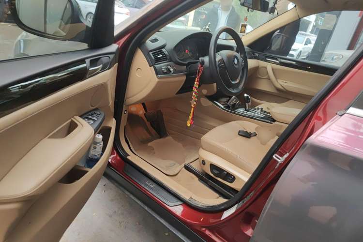 Used BMW X3 2012 xDrive28i Luxury Model Driver Seat