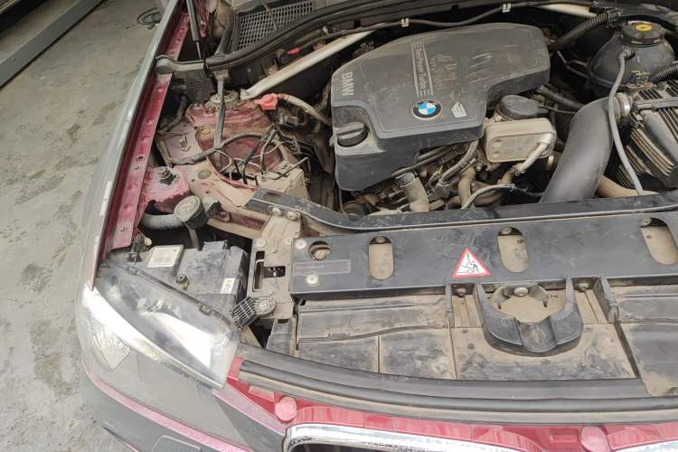 Used BMW X3 2012 xDrive28i Luxury Model Engine Bay Right