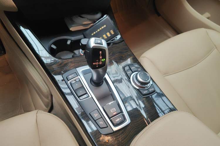 Used BMW X3 2012 xDrive28i Luxury Model Gear Lever