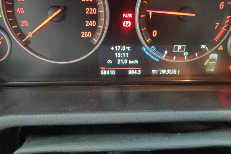 Used BMW X3 2012 xDrive28i Luxury Model Odometer Close Up