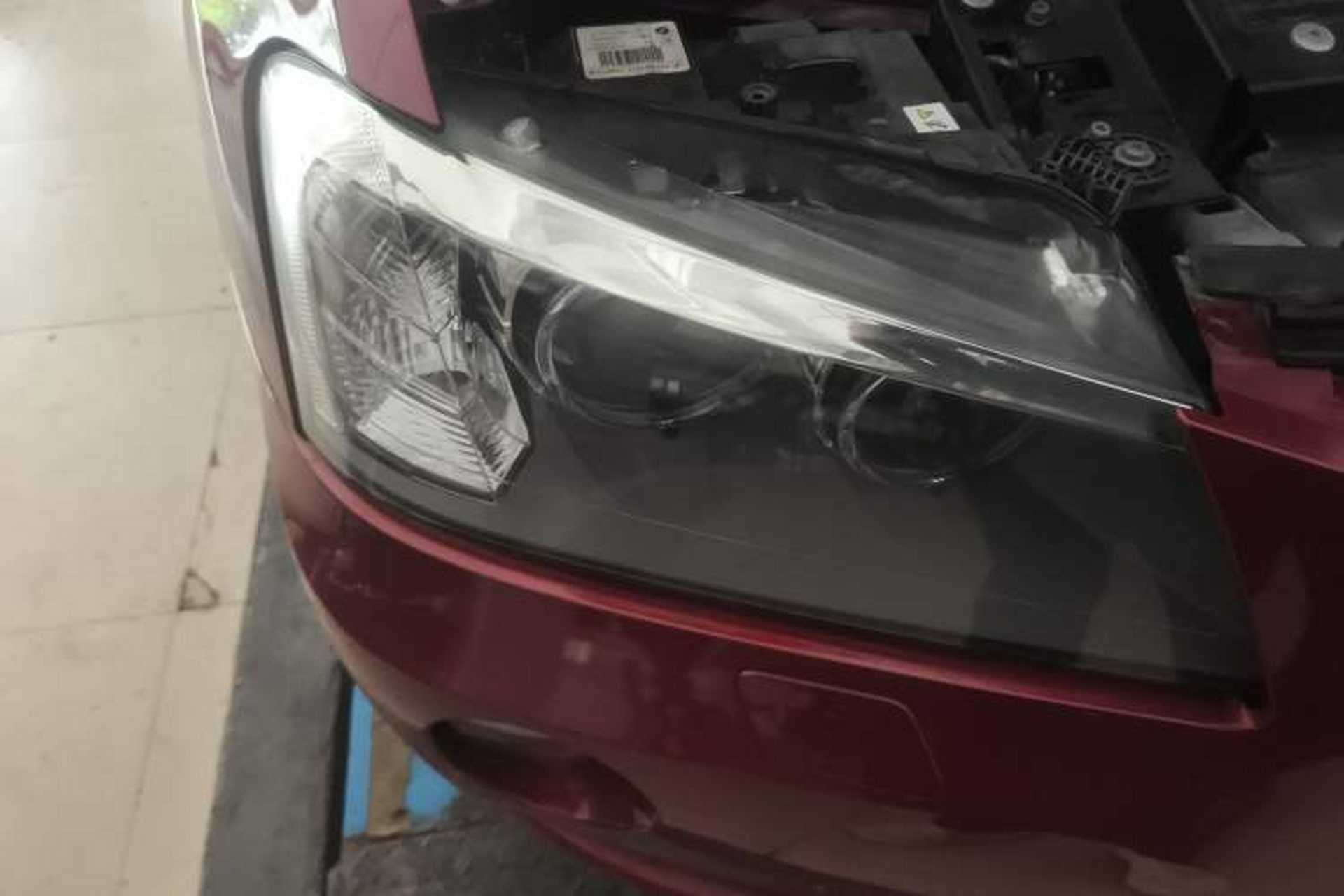 Used BMW X3 2012 xDrive20i Luxury Model Right Front Headlight