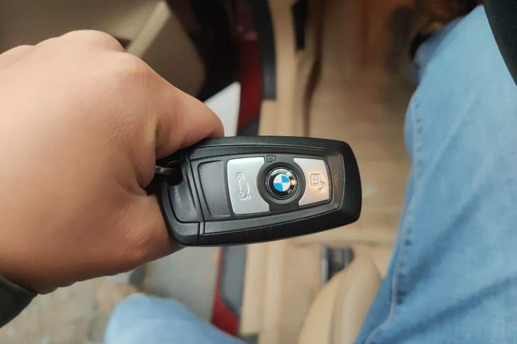 Used BMW X3 2012 xDrive28i Luxury Model Vehicle Key
