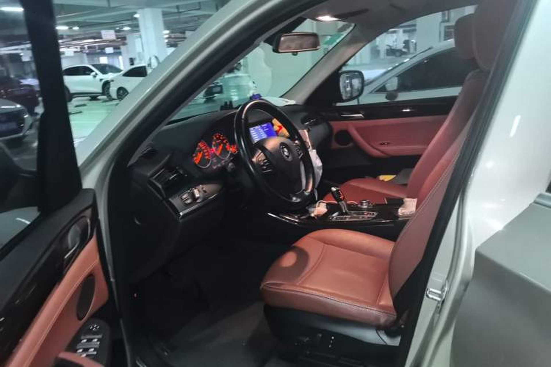 Used BMW X3 2012 xDrive20i Luxury Model Driver Seat