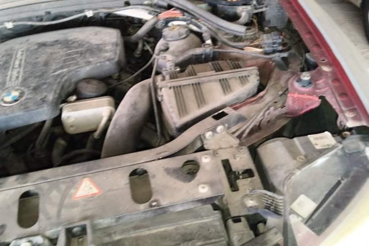 Used BMW X3 2012 xDrive20i Luxury Model Engine Bay Left
