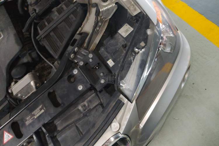 Used BMW X3  Engine Bay Left