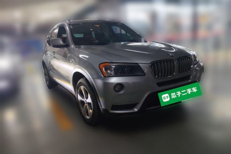 Used BMW X3  Front Right 45 Deg