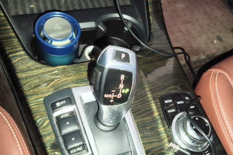Used BMW X3 2012 xDrive20i Luxury Model Gear Lever