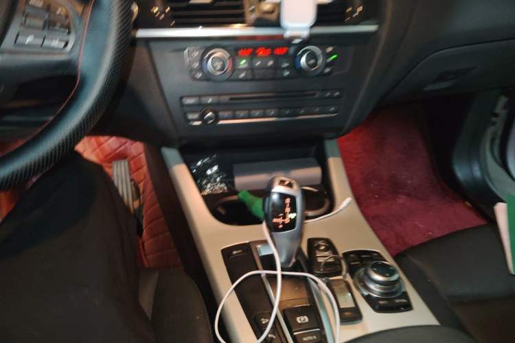 Used BMW X3  Gear Lever