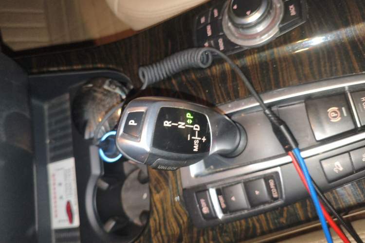 Used BMW X3 2012 xDrive20i Luxury Model Gear Lever