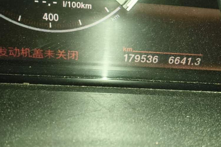Used BMW X3 2012 xDrive20i Luxury Model Odometer Close Up