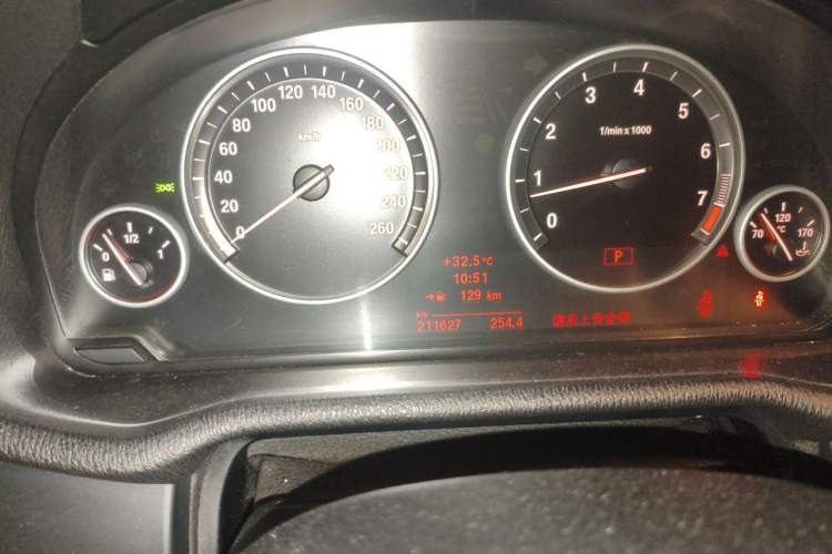 Used BMW X3 2012 xDrive20i Luxury Model Odometer Close Up