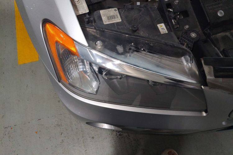 Used BMW X3  Right Front Headlight