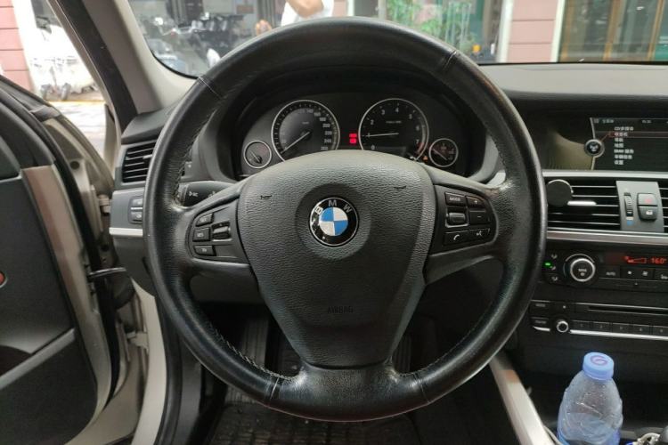 Used BMW X3 2012 xDrive28i Leading Model Steering Wheel