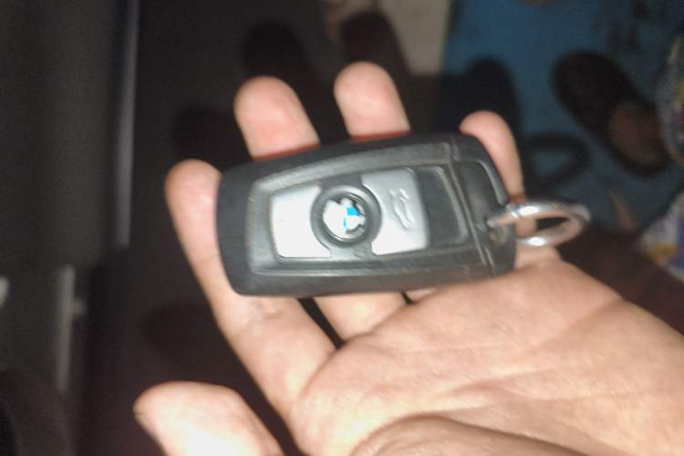 Used BMW X3 2012 xDrive20i Luxury Model Vehicle Key