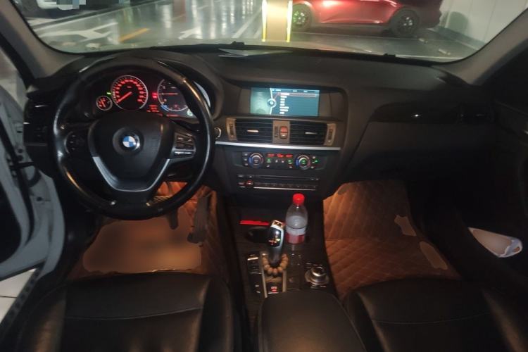 Used BMW X3 2012 xDrive28i Luxury Model Center Console