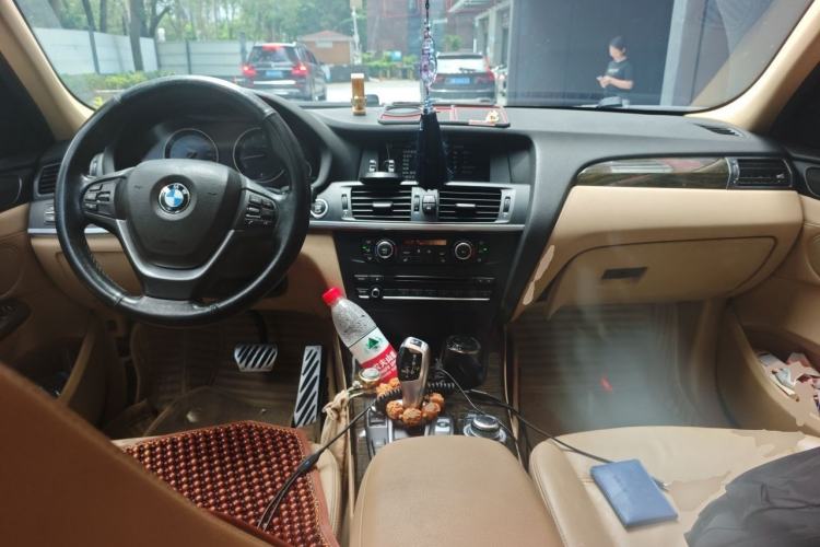 Used BMW X3 2012 xDrive28i Luxury Model Center Console