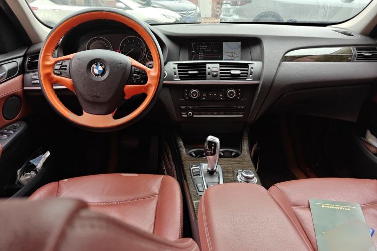 Used BMW X3 2012 xDrive20i Luxury Model Center Console