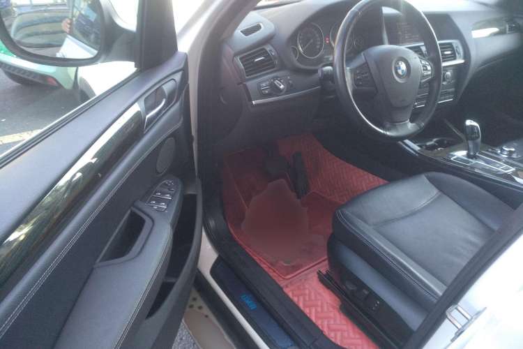 Used BMW X3 2012 xDrive20i Luxury Model Driver Seat