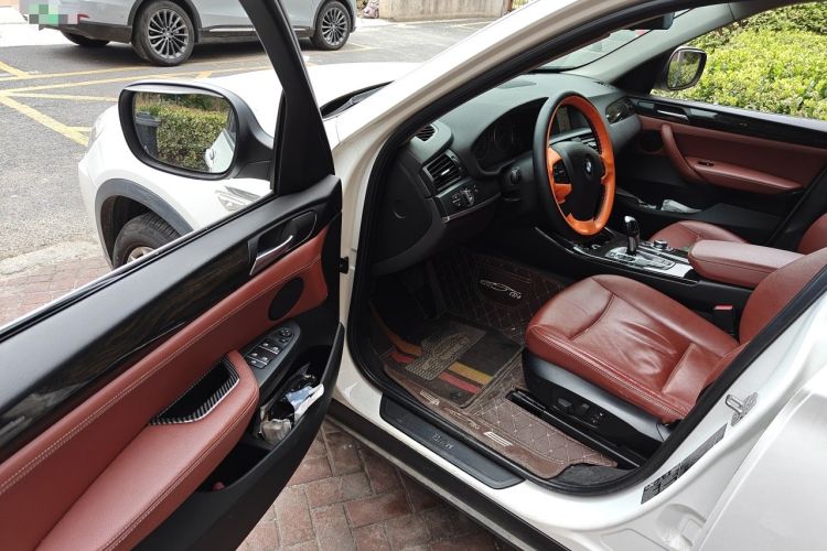 Used BMW X3 2012 xDrive20i Luxury Model Driver Seat