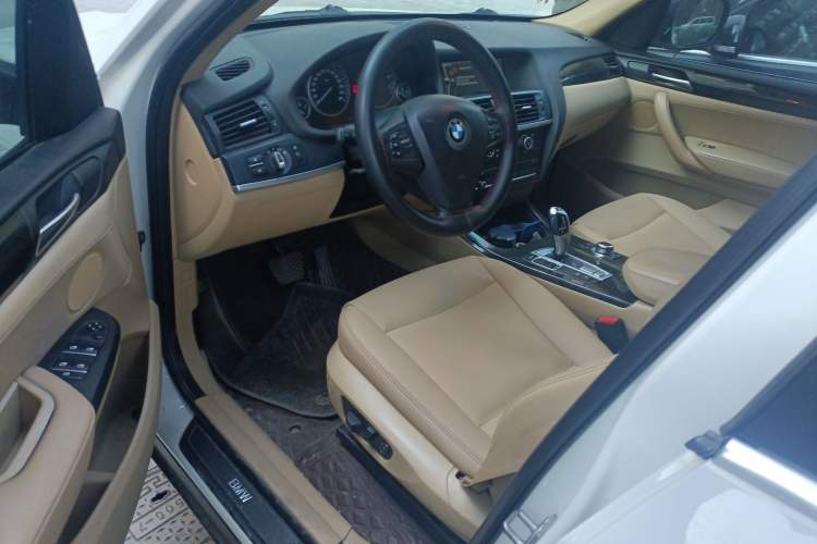 Used BMW X3 2012 xDrive20i Luxury Model Driver Seat