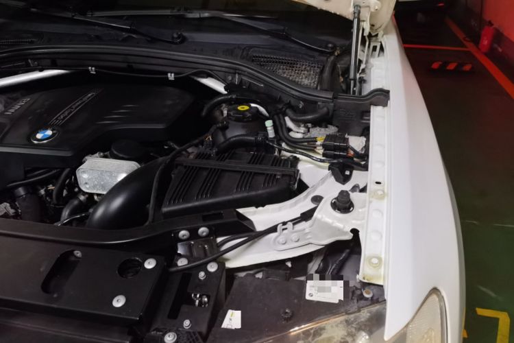 Used BMW X3 2012 xDrive20i Luxury Model Engine Bay Left