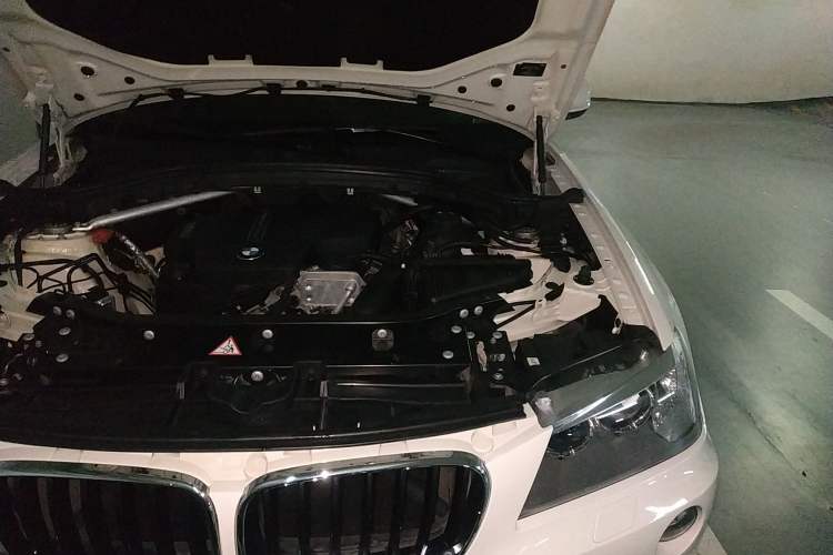 Used BMW X3 2012 xDrive20i Luxury Model Engine Bay Left