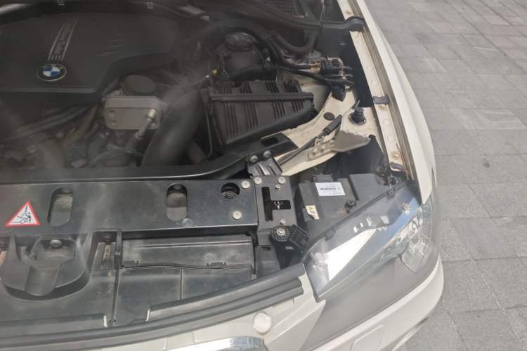 Used BMW X3 2012 xDrive28i Luxury Model Engine Bay Left