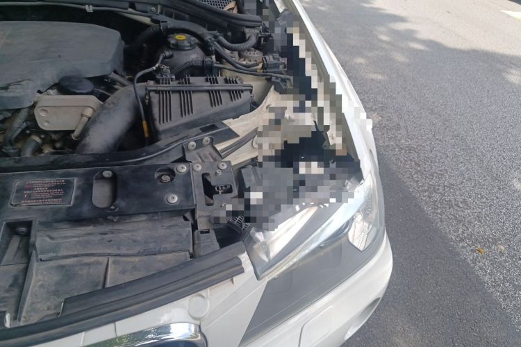 Used BMW X3 2012 xDrive20i Luxury Model Engine Bay Left