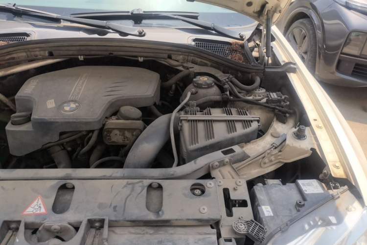 Used BMW X3 2012 xDrive28i Leading Model Engine Bay Left