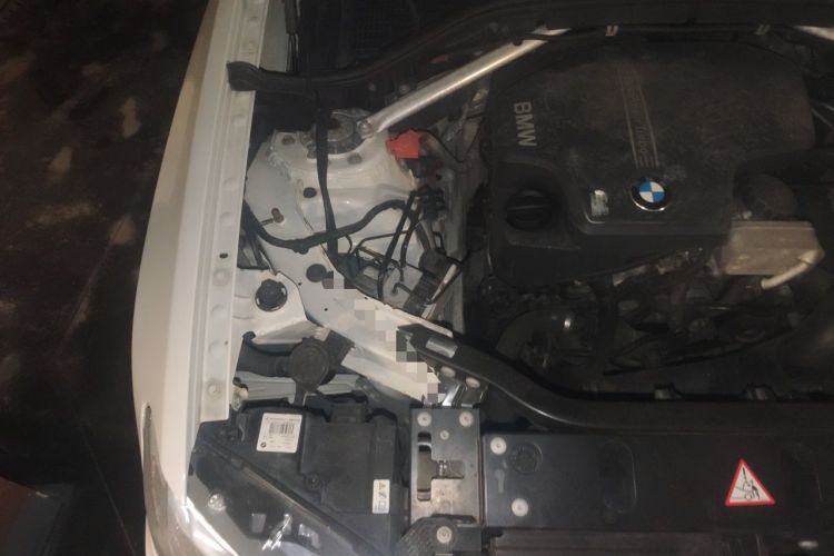 Used BMW X3 2012 xDrive28i Luxury Model Engine Bay Right